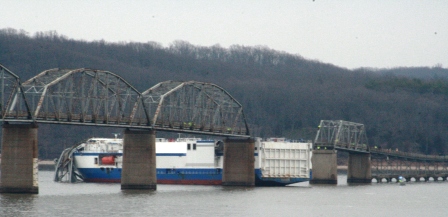 Delta Mariner - as wide as two bridge spans