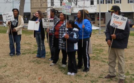 2012 MLK Marchers worship on the courthouse lawn