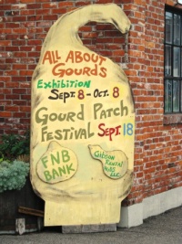 Mayfield goes ga-ga over gourds