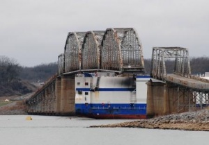 One last look at Delta Mariner and Eggner's Ferry Bridge 