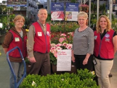 Lowes of Union City donates to Plant the Town 