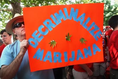 Lawmakers discuss pros and cons of medical marijuana