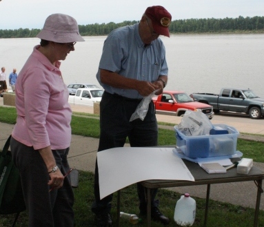 Nancy Nettles records comparisons of drinking and river water